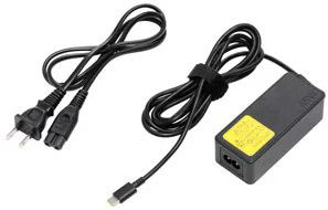 小型軽量ACアダプタ（USB-C）