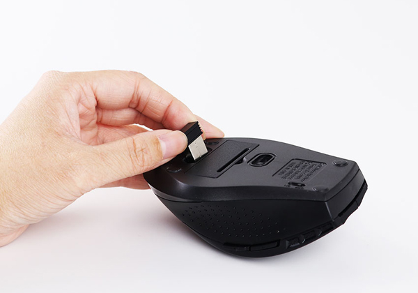 ワイヤレスキーボード&マウスセット