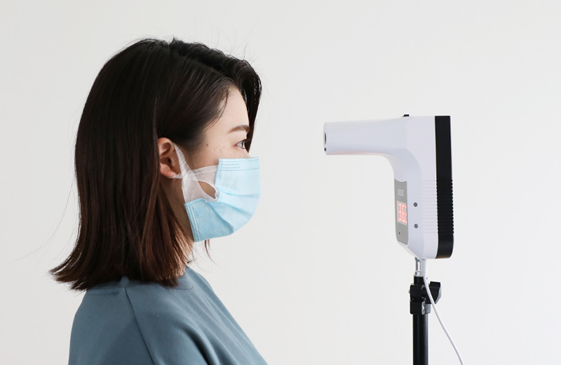 非接触温度計本体＋アルコールディスペンサーセット