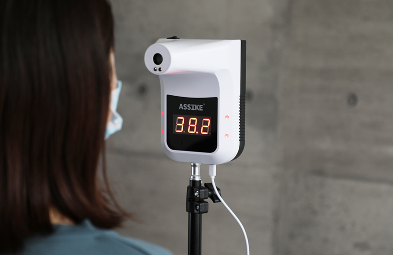 非接触温度計本体＋アルコールディスペンサーセット