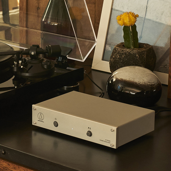 フォノイコライザー