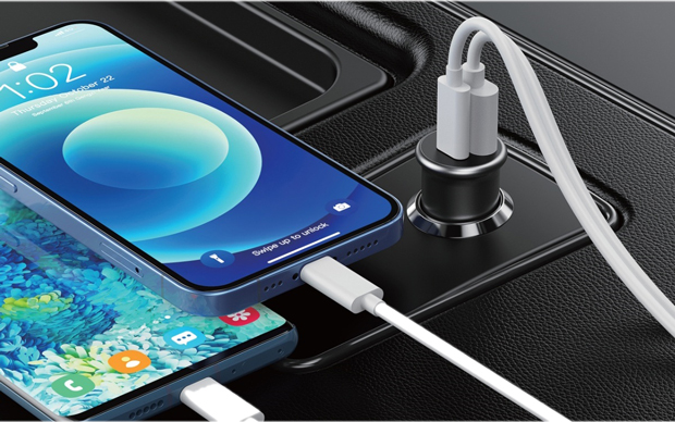 Power Delivery対応 シガーソケットタイプ充電器/38W/USB Type-A 1ポート/Type-C 1ポート/ブラック