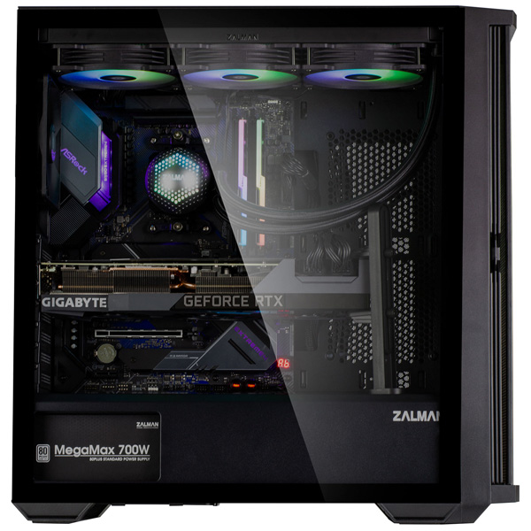 ミドルタワー型PCケース