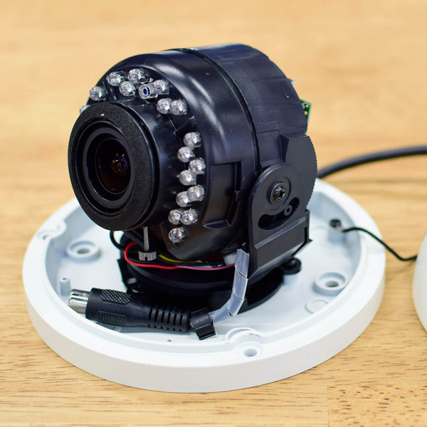 SD録画機能搭載防犯カメラ ドーム型