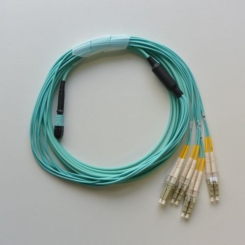 MPO-FOコード OM4-12芯 MPO(Pin無)/DLCx4 SR4配線 5m アクア