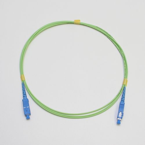 マルチモード光パッチコード GI50 単芯 SC-SC 1.5m 若草色