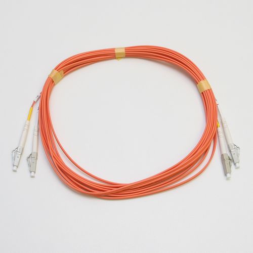 マルチモード光パッチコード GI62.5 2芯メガネ LC-LC 15m 橙色