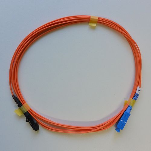 マルチモード光パッチコード GI62.5 2芯メガネ MTRJ(M)-SC 3m 橙色