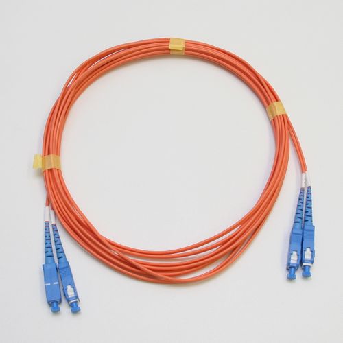 マルチモード光パッチコード GI62.5 2芯メガネ SC-SC 1m 橙色