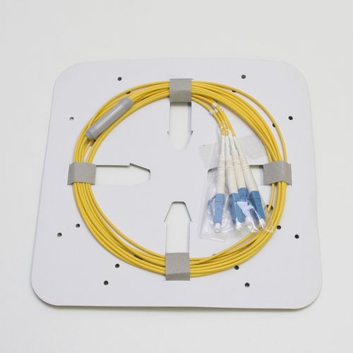 シングルモード光パッチコード 4芯FO 片端LC 3m 黄色