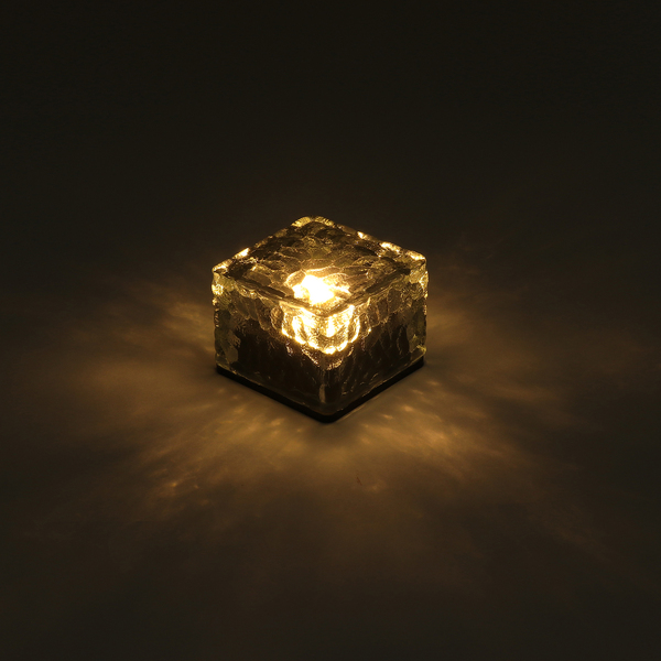 ソーラー充電式LEDガーデンライト 電球色 4個