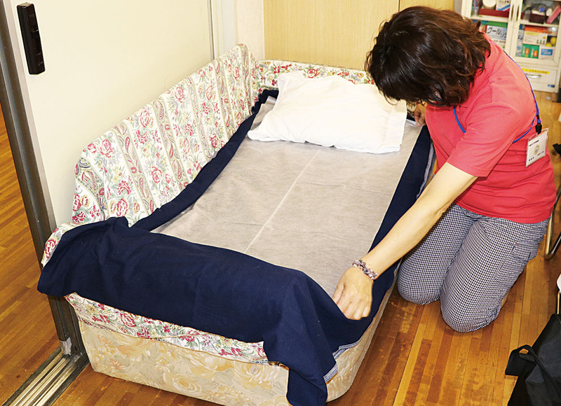 使い捨てシーツ 白 コンパクト60×100cm 30枚入