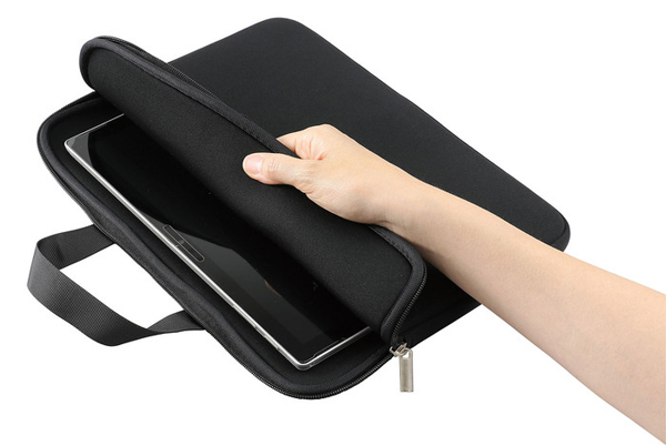 PCタブレット用クッションケース L ブラック 横型