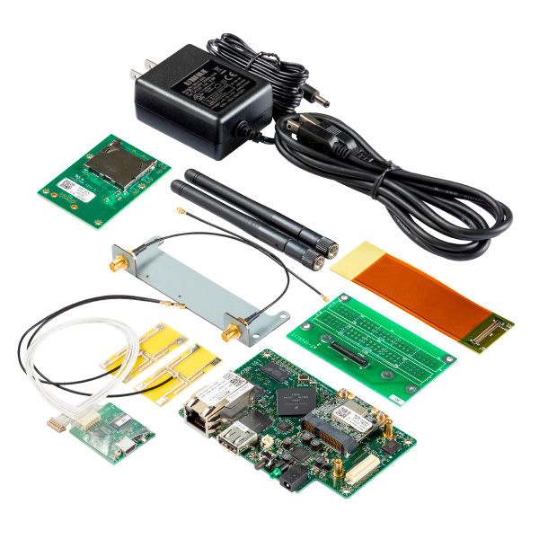 CPUボード Armadillo-X1 開発セット（メモリ2GB・ストレージ10GB・WLANコンボ搭載ax）