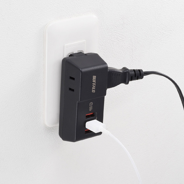 コンセント付きAC充電器 USB×3 3.6A ブラック