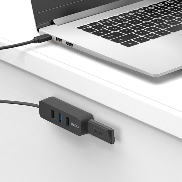 USB-C 3.2 Gen1 バスパワー上挿しハブ 磁石付 ブラック