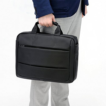 キャリングバッグ 15.6インチ対応 ブラック