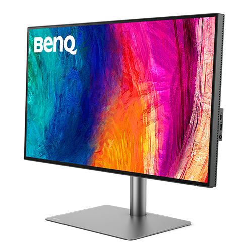 CAD・Mac・デザイナー向け 液晶ディスプレイ 31.5型/3840×2160/HDMI x1、DisplayPort x1、Thunderbolt 3 x2（85W/15W給電）/シルバー/スピーカー：あり、USBハブ機能