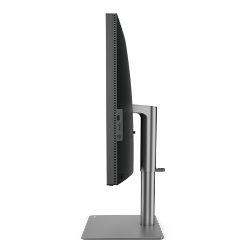 CAD・Mac・デザイナー向け 液晶ディスプレイ 31.5型/3840×2160/HDMI x1、DisplayPort x1、Thunderbolt 3 x2（85W/15W給電）/シルバー/スピーカー：あり、USBハブ機能