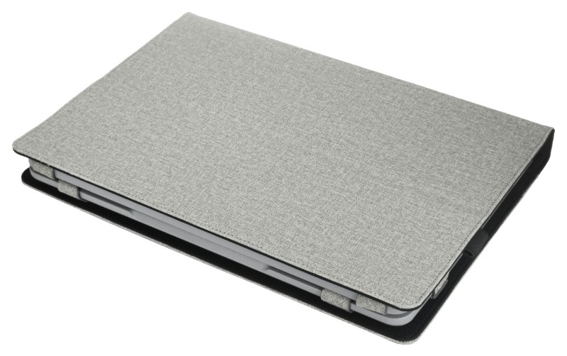 使わない時はケースをつけたまま、ぴったり画面を閉じられます。