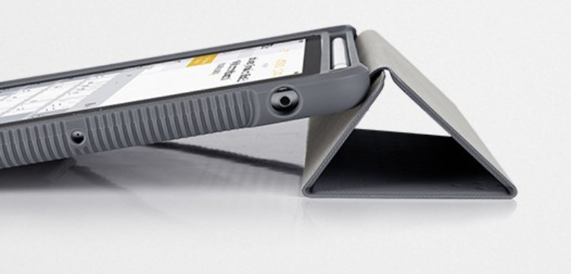 iPad 第7?9世代用　衝撃軽減スリムケース