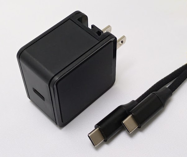 LiveShell W専用ACアダプター