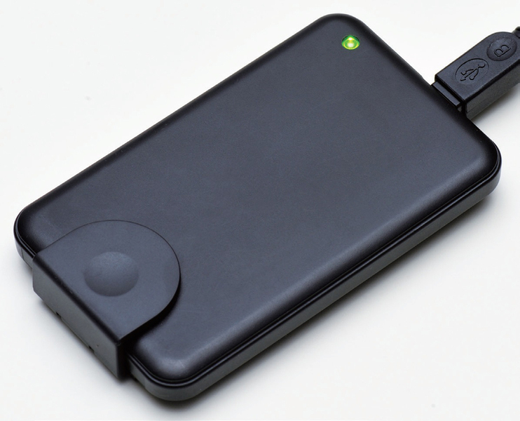 富士フイルムイメージングシステムズ製 NFCリーダーライタ (耐金属面上設置可)