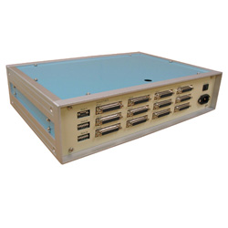 RS232C/RS530多チャンネルマルチプレクサ