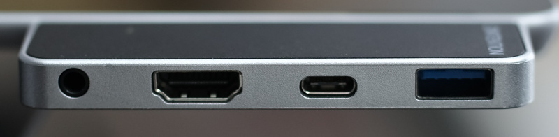 マイクロソフト Surface Go専用 コンパクト・ポートリプリケータ