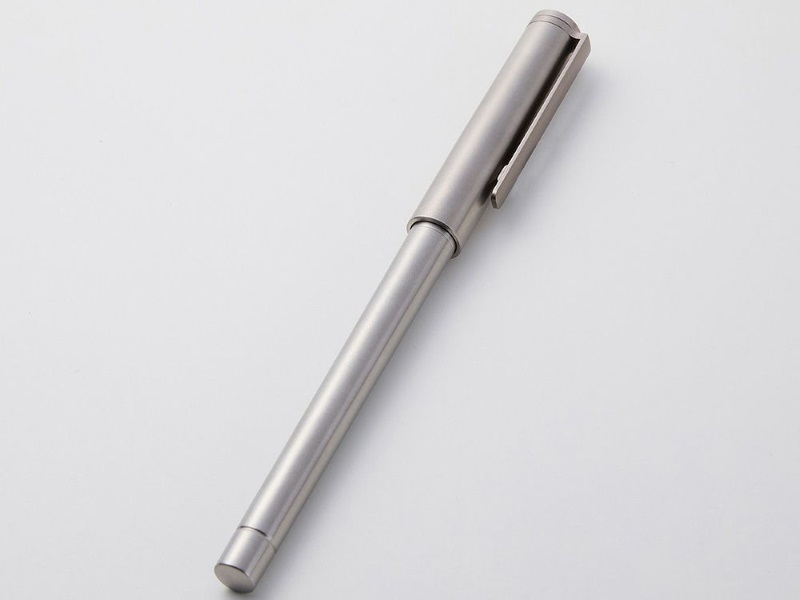 Refill Pen Jacket チタングレー（チタン）