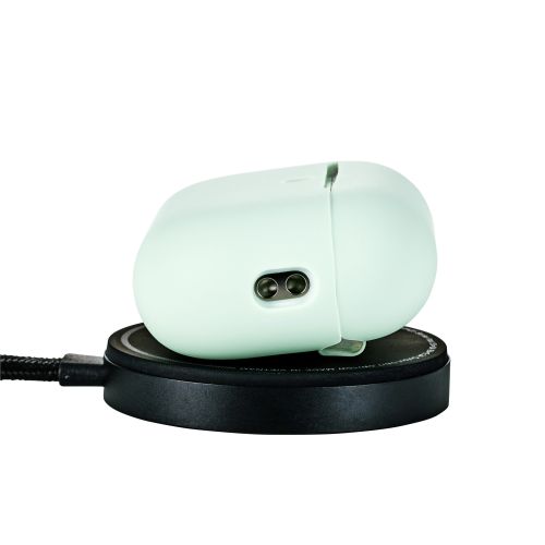 AirPods Pro 3対応シリコンケース/カラビナ付/グリーン