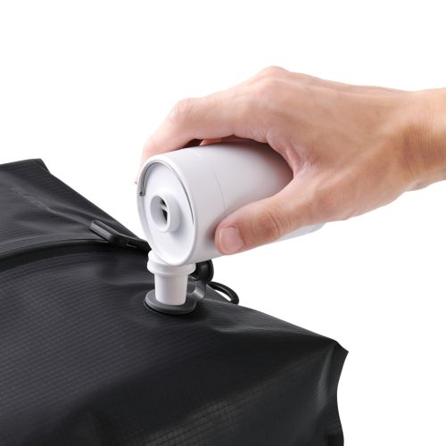 圧縮バッグ/トラベル向け/密閉用ファスナー/Mサイズ/ブラック