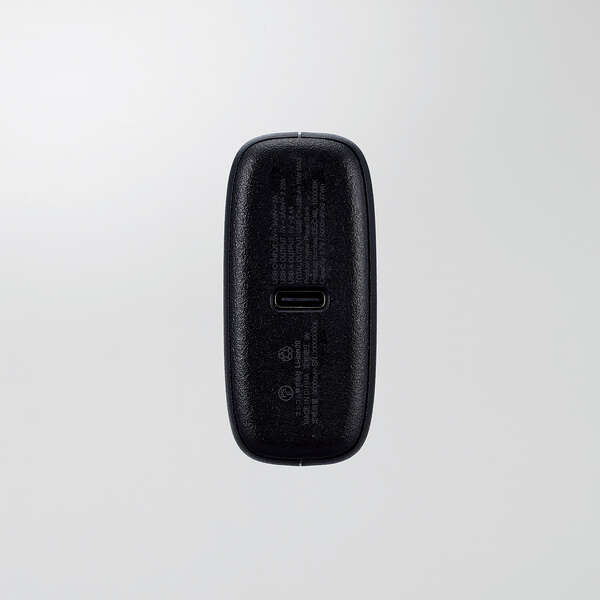 モバイルバッテリー/リチウムイオン電池/USB PD/20W/10000mAh/USB Type-C入出力×1/USB-A出力×1/ブラック