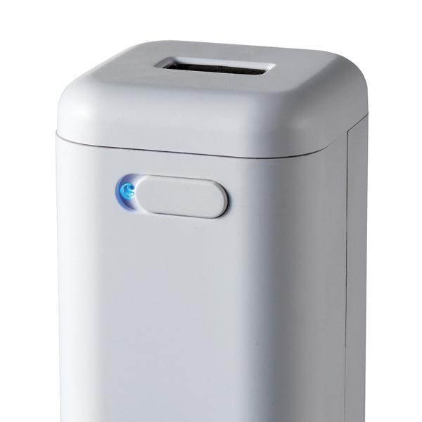 モバイルバッテリー/乾電池式/USB-A 1ポート/単3電池4本付属/ホワイト