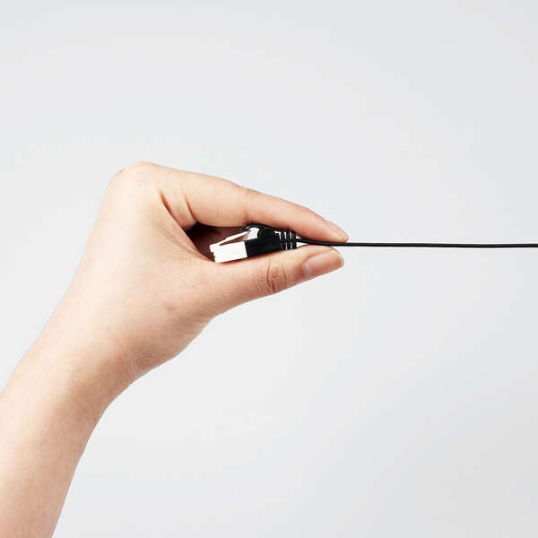 LANケーブル/CAT6A準拠/爪折れ防止/フラット/7.0m/ブラック