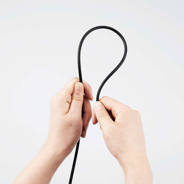 やわらかLANケーブル/CAT6A/爪折れ防止/2.0m/ブラック