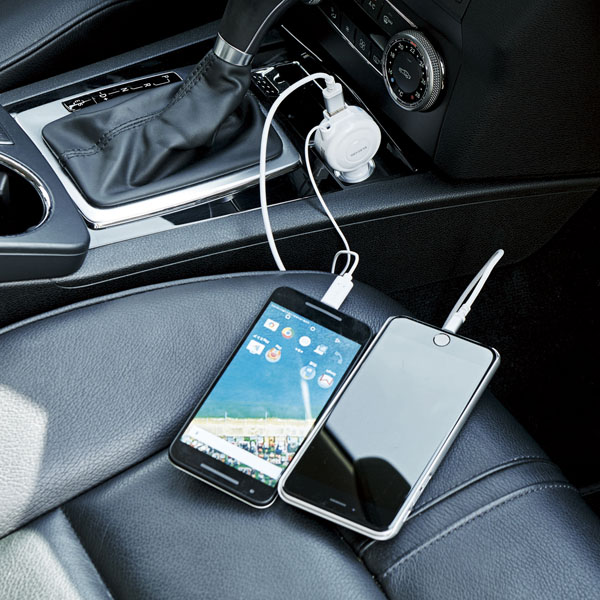 シガーチャージャー/Type-C/リールタイプ/USBポート付/おまかせ充電/60cm/3A/ホワイト