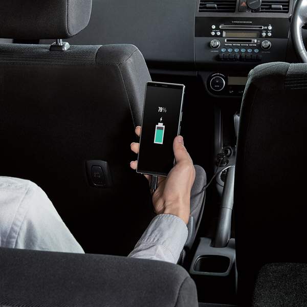 カーチャージャー/Type-C/USB-C/ストレートタイプ/1.5m/3.0A/インジケーター搭載/ブラック