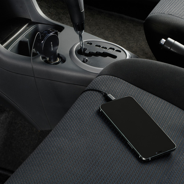 シガーチャージャー/リール90cm+USB Aポート/4.8A/インジケーター付/ブラック