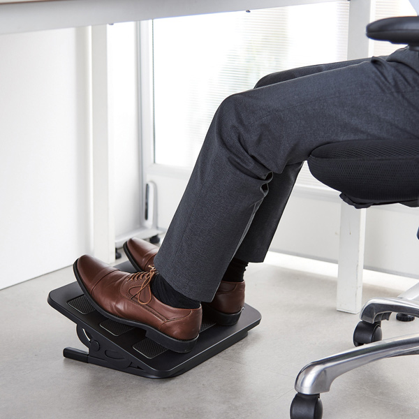 フットレスト/スチール製/無段階調整/ブラック