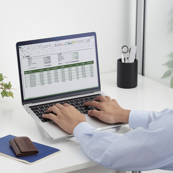 ノートPCスタンド/アルミ合金/折り畳み式/シルバー