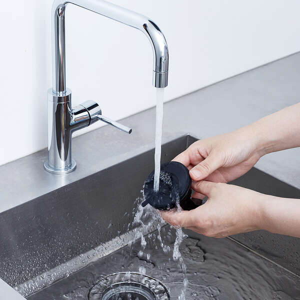 車載アクセサリー/スマホホルダー/マグネット吸着/ゲル吸盤タイプ/ブラック