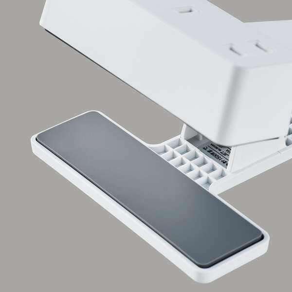 クリップタップ/雷サージ付/ホコリシャッター付/3個口/スイングプラグ/2.5m/ホワイト