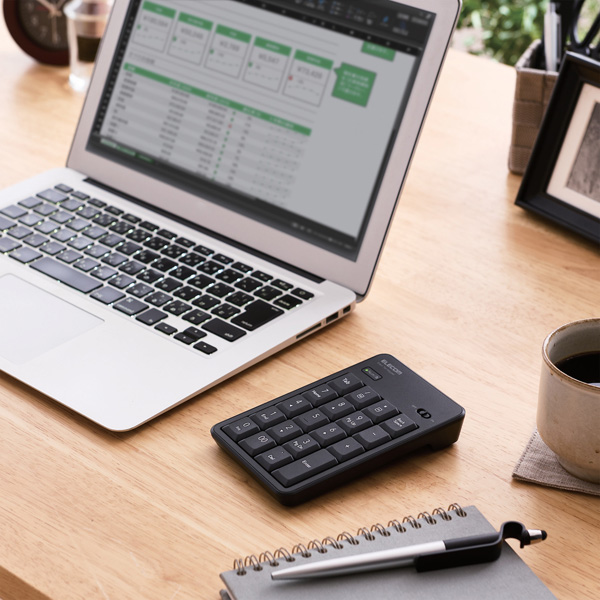 テンキーパッド/Bluetooth/静音設計/抗菌/ブラック