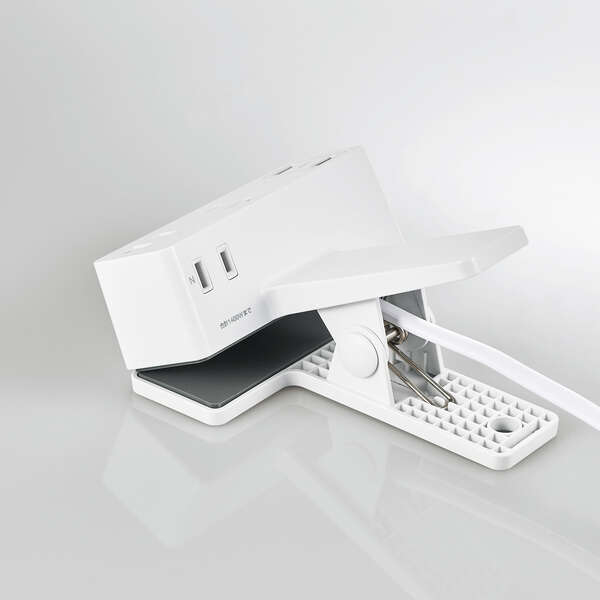 USBクリップタップ/雷サージ付/ホコリシャッター付/3個口/スイングプラグ/USB-A×2/2.4A/2.5m/ホワイト