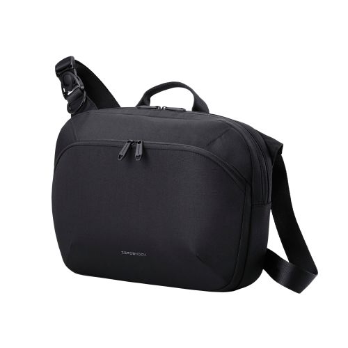 メッセンジャー/ZEROSHOCK/ポリエステル/15.6インチ/18L/ブラック