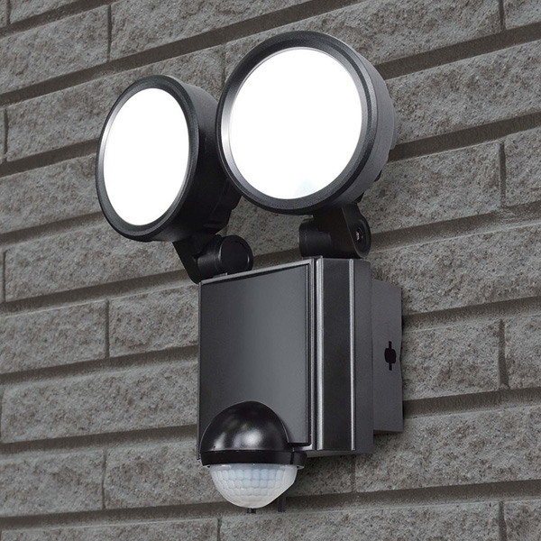 LEDセンサーライト 2灯