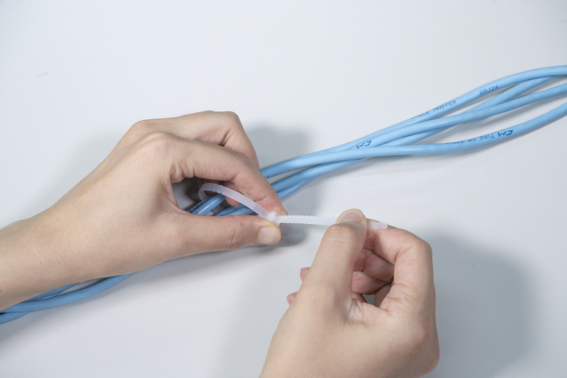 手で切れる結束バンド 200mm ホワイト