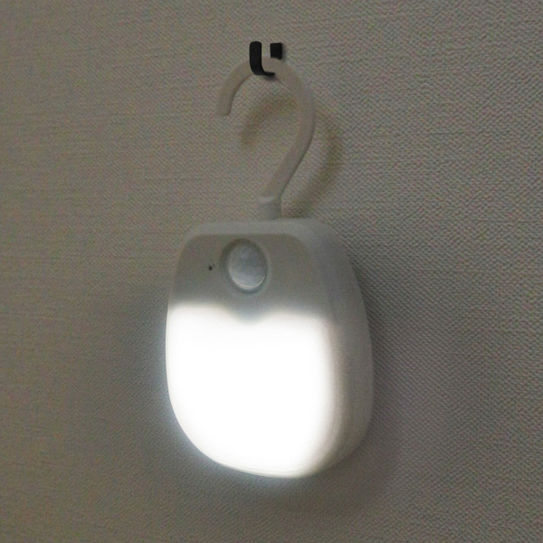 LEDセンサー付ライト