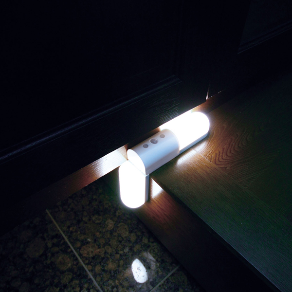LEDセンサー付ライト 白色
